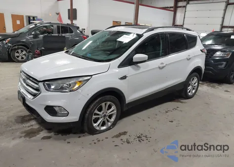 2017 Ford Escape Se z USA, uszkodzony, nr VIN 1FMCU9GD9HUD87713